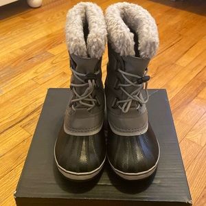 Sorel YOOT PAC Nylon WP size 5